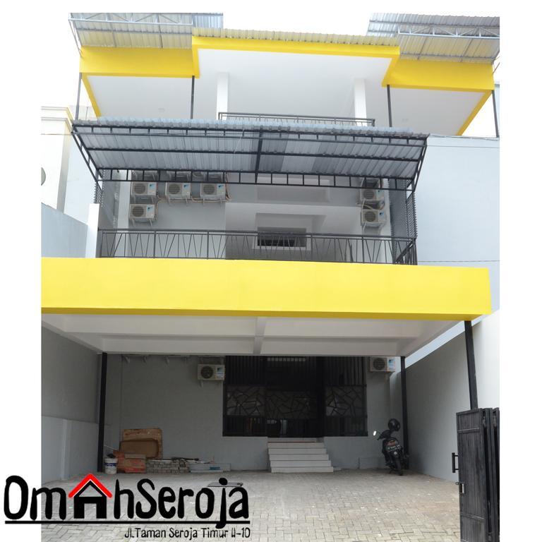 Omah Seroja Semarang Exterior photo